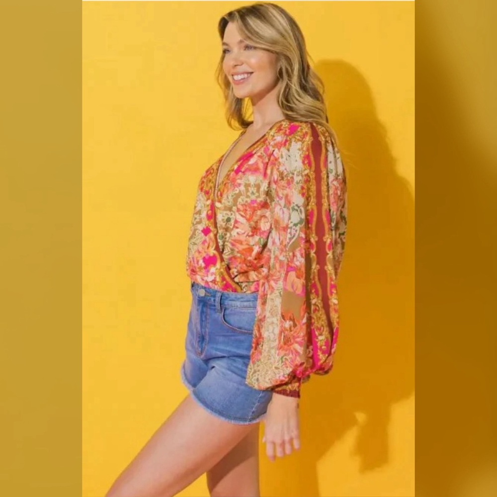 Bold Floral Print Bodysuit Top - Picture 3 of 8